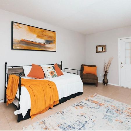 Enticing 1Br Apartment In The Heart Of The Heights ฮูสตัน ภายนอก รูปภาพ