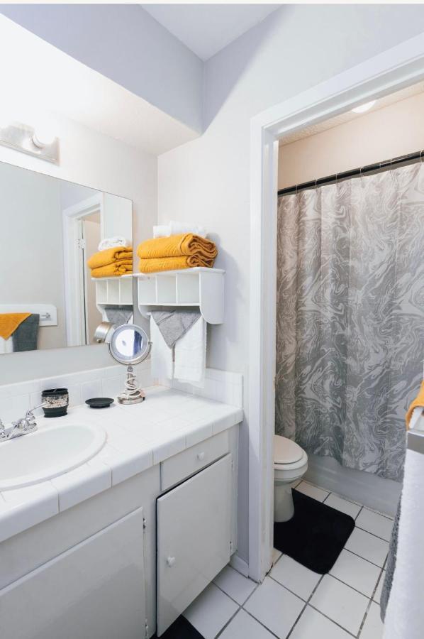 Enticing 1Br Apartment In The Heart Of The Heights ฮูสตัน ภายนอก รูปภาพ